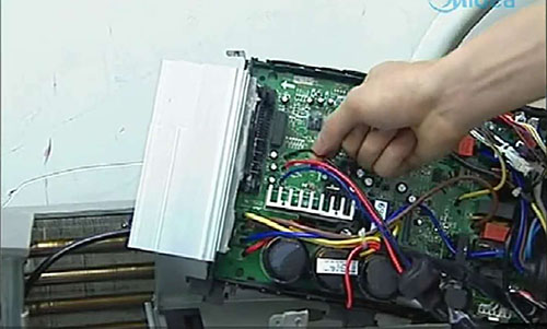 怀化市美的空调电话是多少